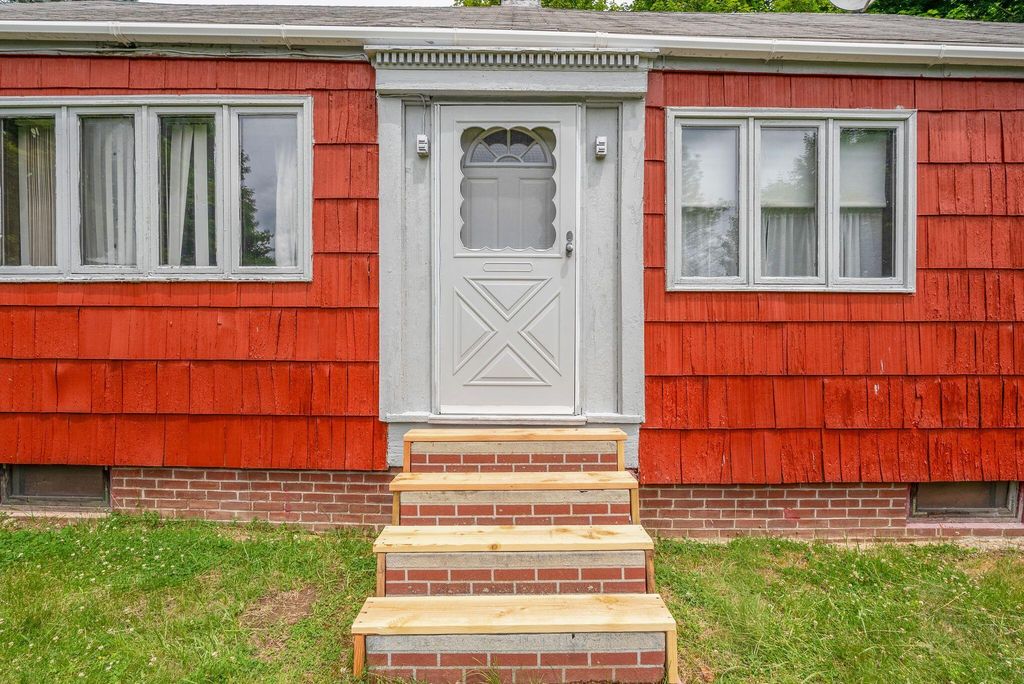 5 Nob Hill Avenue, Lewiston, ME 04240 — photo 5