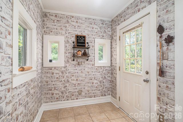 306 W Old Post Road, Cherryville, NC 28021