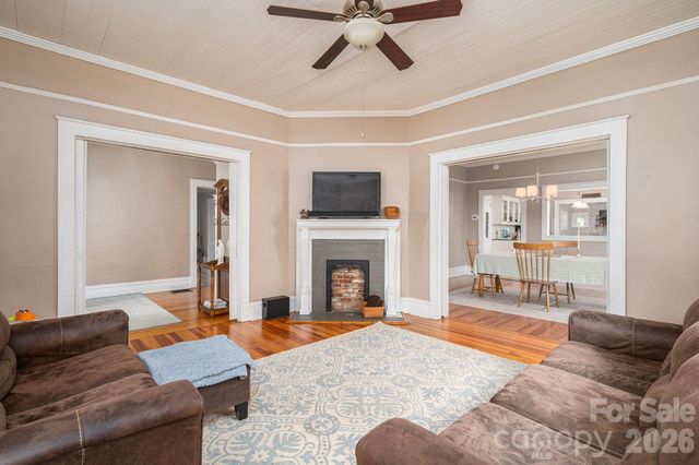 306 W Old Post Road, Cherryville, NC 28021