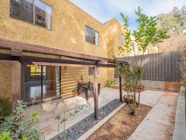 4808 Via Colina, Los Angeles, CA 90042