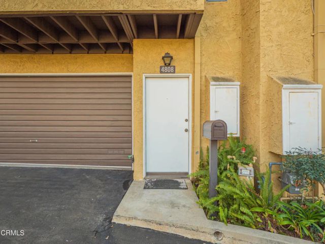 4808 Via Colina, Los Angeles, CA 90042