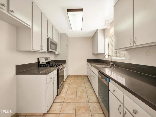 4808 Via Colina, Los Angeles, CA 90042