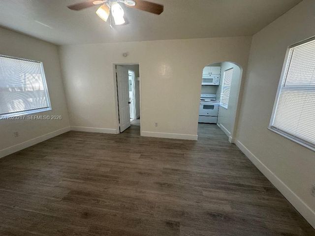 1956 Lincoln St 5, Hollywood, FL 33020