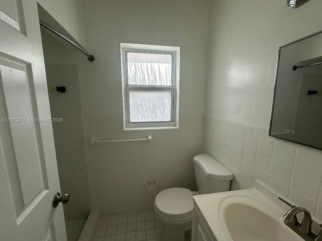 1956 Lincoln St 5, Hollywood, FL 33020