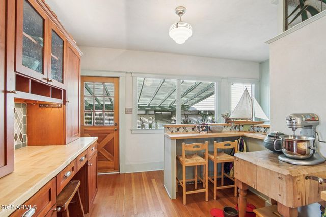 948 S ASH Avenue, Tempe, AZ 85281