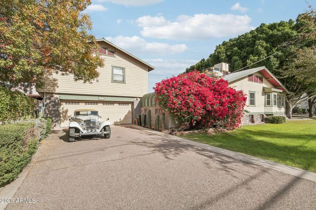 948 S ASH Avenue, Tempe, AZ 85281