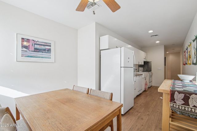 948 S ASH Avenue, Tempe, AZ 85281