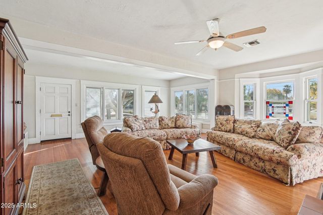 948 S ASH Avenue, Tempe, AZ 85281