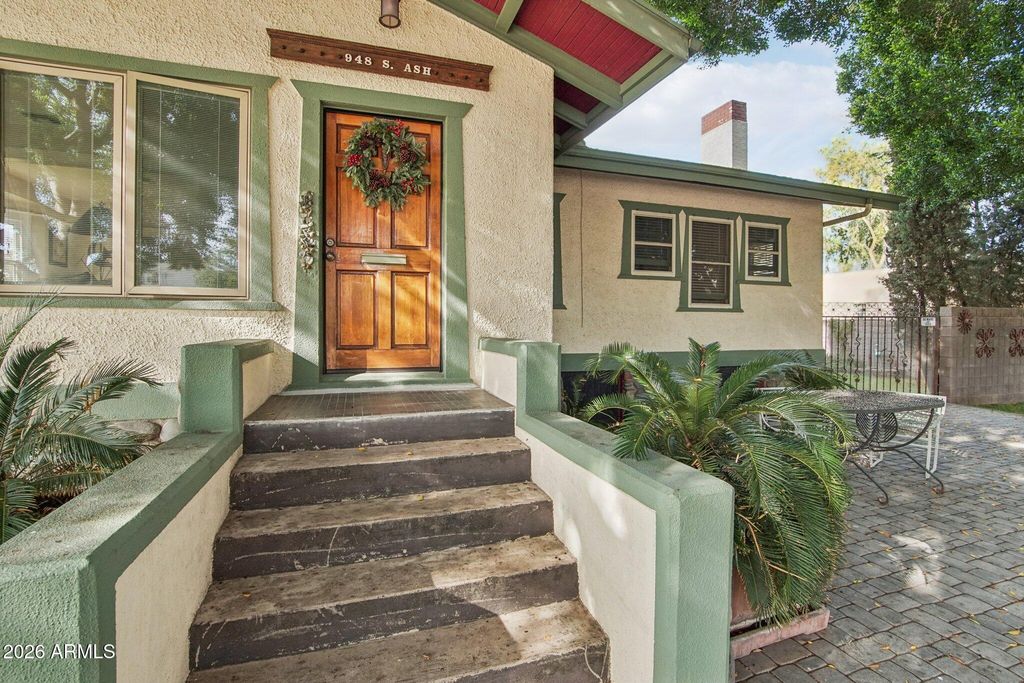 Image 50 of property listing at 948 S ASH Avenue, Tempe, AZ 85281