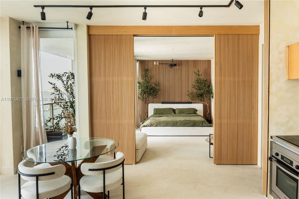 1040 Biscayne Blvd Apt 2905, Miami, FL 33132