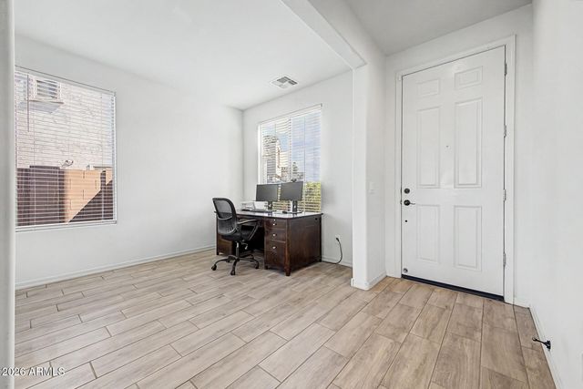 6720 W Siesta Way, Laveen, AZ 85339