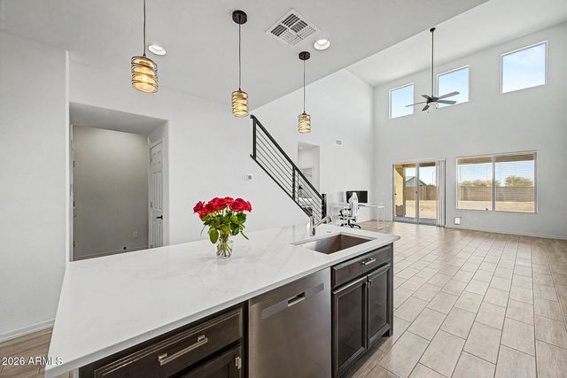 6720 W Siesta Way, Laveen, AZ 85339
