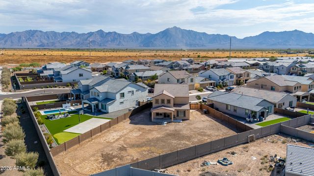 6720 W Siesta Way, Laveen, AZ 85339
