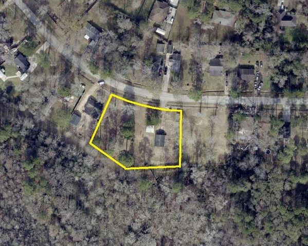 302 Waterfall Drive, Huffman, TX 77336