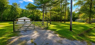 302 Waterfall Drive, Huffman, TX 77336