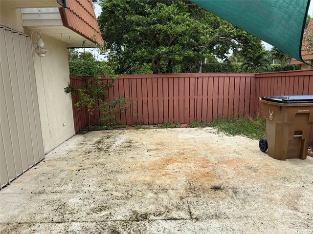 2962 Waterford Dr 2962, Deerfield Beach, FL 33442