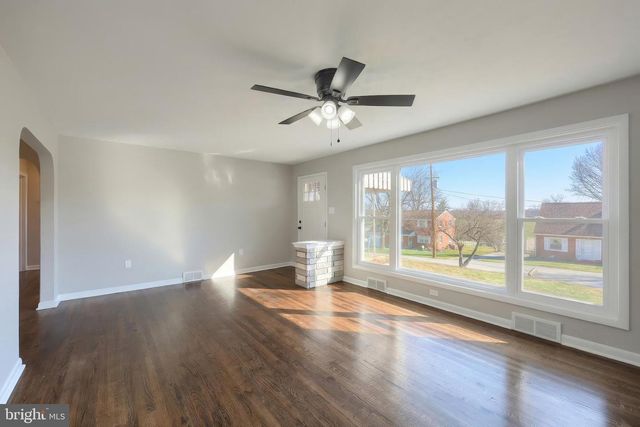 264 CHERRY ST, York, PA 17402