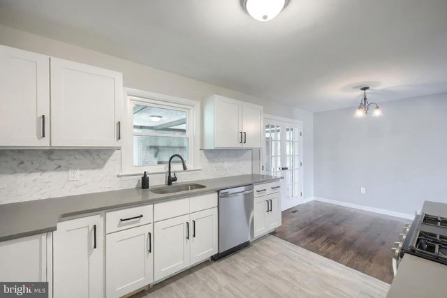 264 CHERRY ST, York, PA 17402