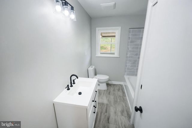 264 CHERRY ST, York, PA 17402