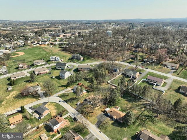 264 CHERRY ST, York, PA 17402