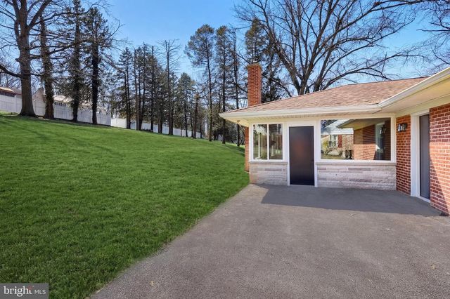 264 CHERRY ST, York, PA 17402