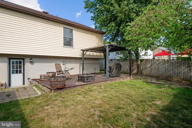 8033 ESCALON AVE, Pasadena, MD 21122
