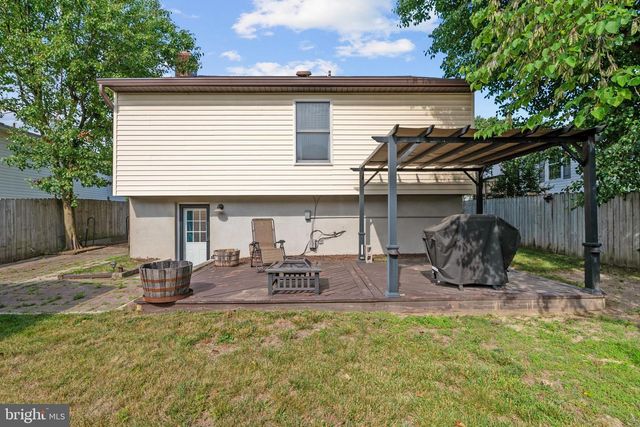 8033 ESCALON AVE, Pasadena, MD 21122
