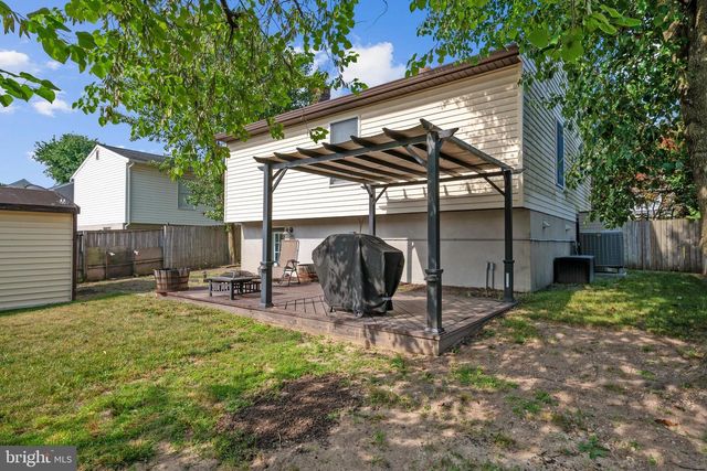 8033 ESCALON AVE, Pasadena, MD 21122