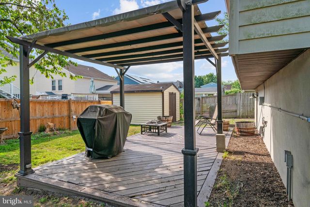 8033 ESCALON AVE, Pasadena, MD 21122