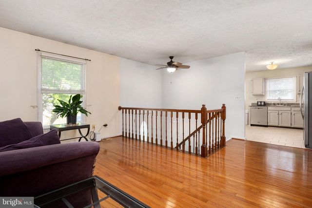 8033 ESCALON AVE, Pasadena, MD 21122