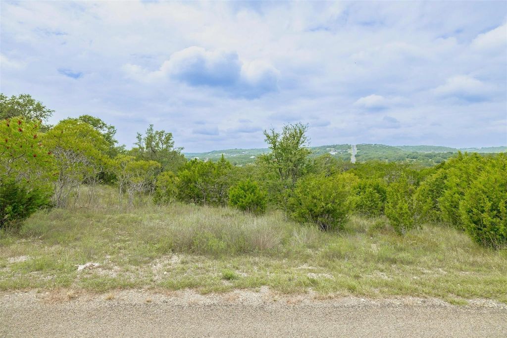 120 Grey Fox LN, Bertram, TX 78605