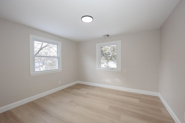 6 Mountain View Street, Nashua, NH 03060