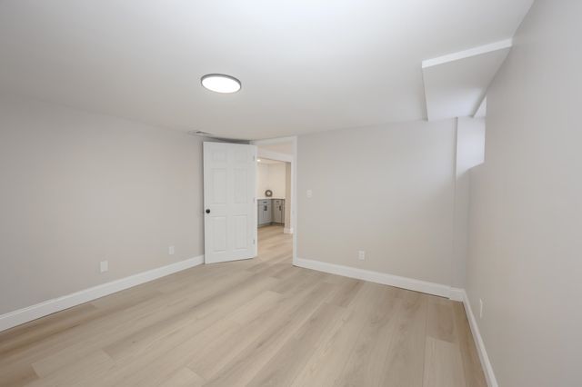 6 Mountain View Street, Nashua, NH 03060