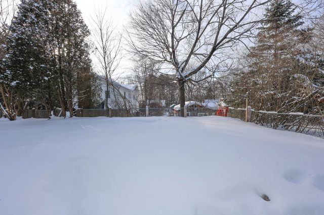 6 Mountain View Street, Nashua, NH 03060