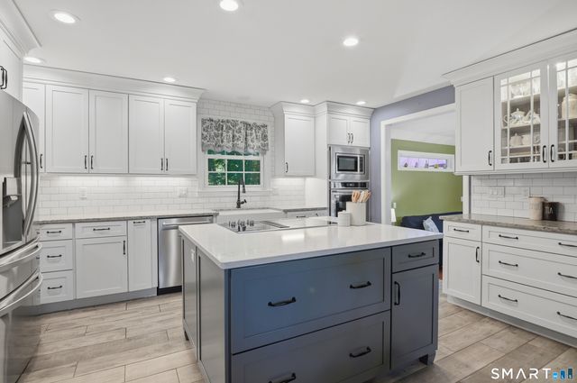 4 Woodland Terrace, Prospect, CT 06712