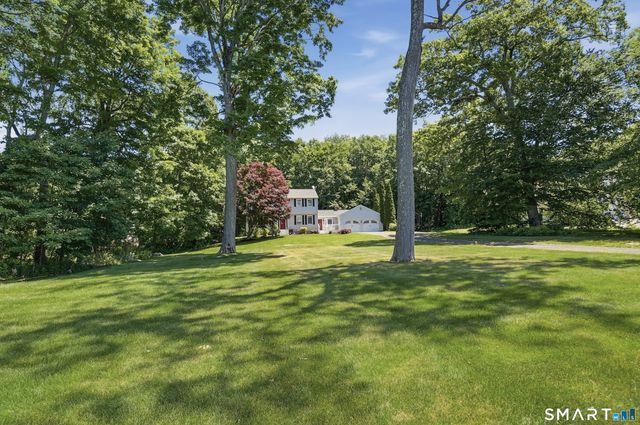 4 Woodland Terrace, Prospect, CT 06712