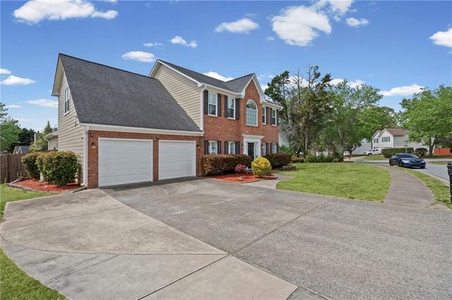 855 Charter Club Drive, Lawrenceville, GA 30043