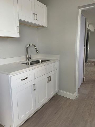 4406 W PARIS STREET D, Tampa, FL 33614