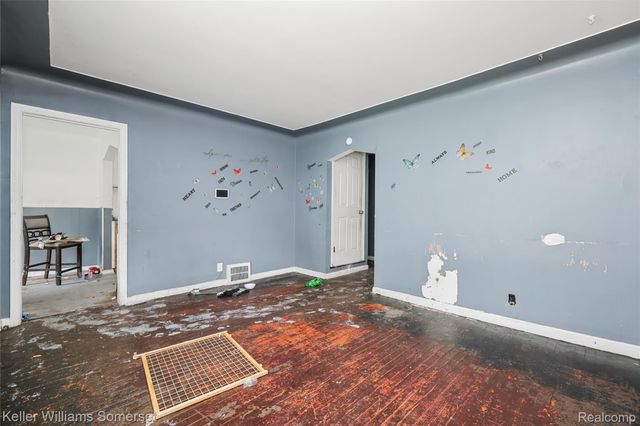 18677 Lamont Street, Detroit, MI 48234