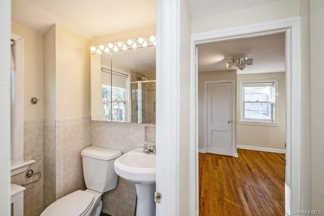 40 Derby Road, Port Washington, NY 11050