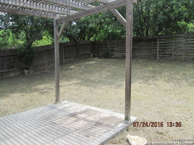 3932 Heritage Hill Dr, San Antonio, TX 78247