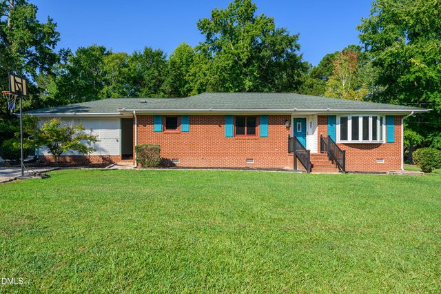 402 Stallings Road, Zebulon, NC 27597