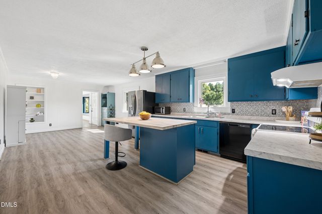 402 Stallings Road, Zebulon, NC 27597