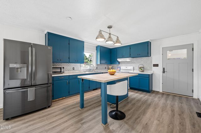 402 Stallings Road, Zebulon, NC 27597