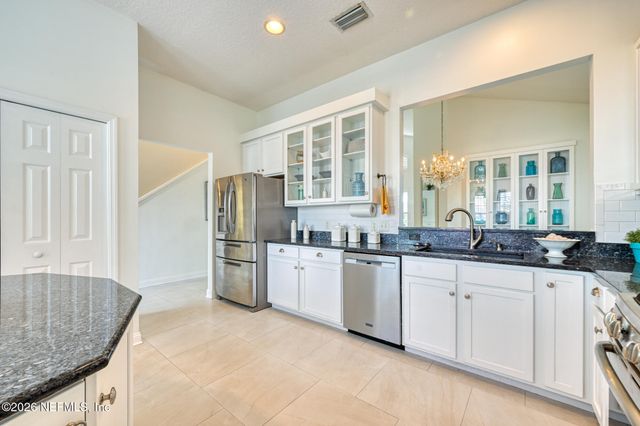 645 SAND ISLES Circle, Ponte Vedra Beach, FL 32082