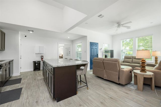 6004 Bois D Arc Street A, Houston, TX 77087