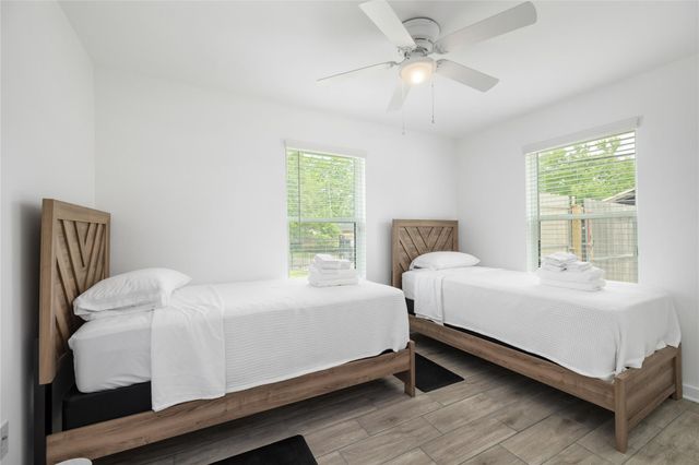 6004 Bois D Arc Street A, Houston, TX 77087