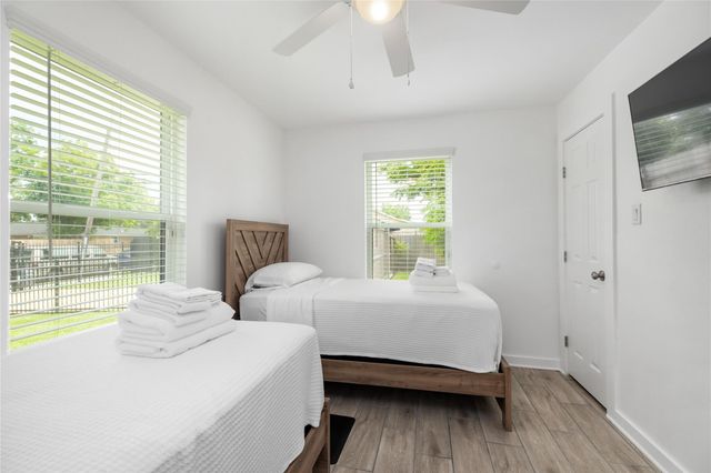 6004 Bois D Arc Street A, Houston, TX 77087