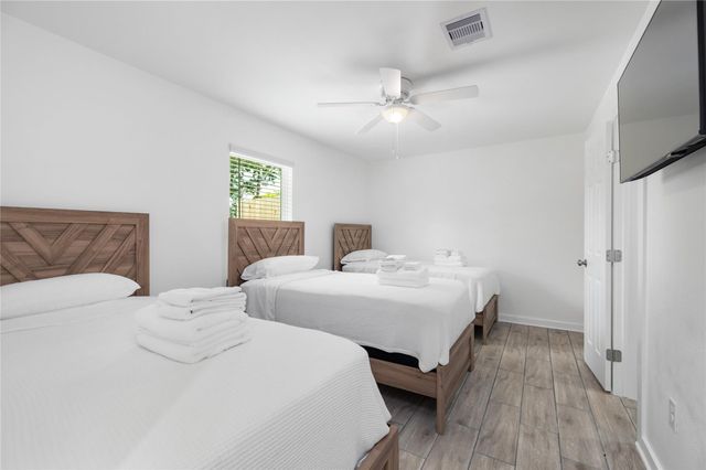 6004 Bois D Arc Street A, Houston, TX 77087