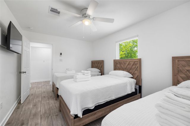 6004 Bois D Arc Street A, Houston, TX 77087